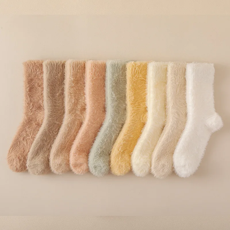 Custom Slipper Socks Fuzzy Fluffy Thick Warm Socks Unisex Men Women Knitted Embroidered Logo