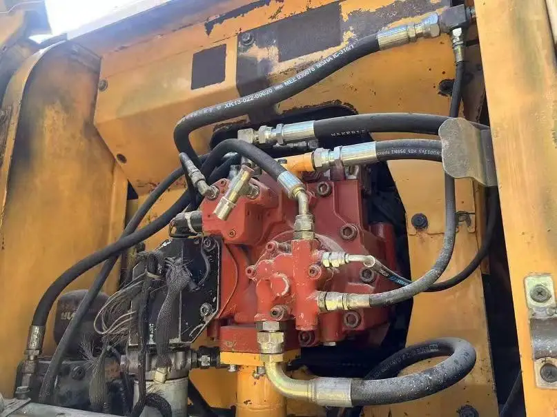 Used excavator Hyundai R210W-9 wheel excavator with cummins engine high efficiency hydraulic excavator for hot sale