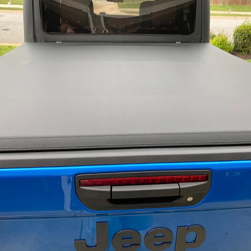 Soft Tri-Fold pick up Truck Bed roller Tonneau Cover Compatible with 2020-2022 Jeep Gladiator (JT)