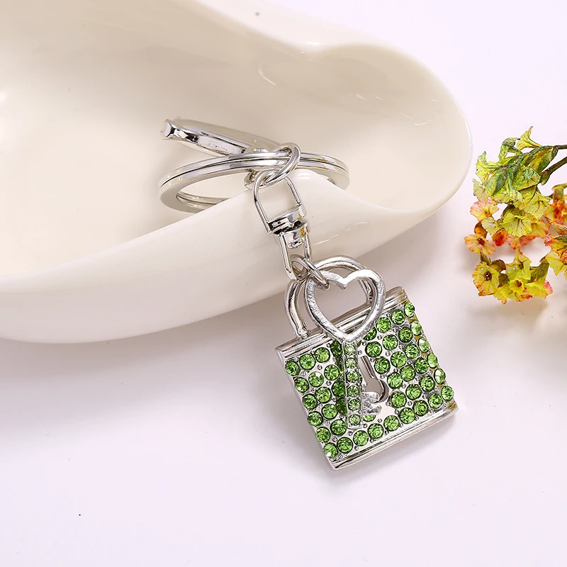 Best Selling Creative Women Key Ring Shiny Rhinestone Key Lock Key Chain Wholesale