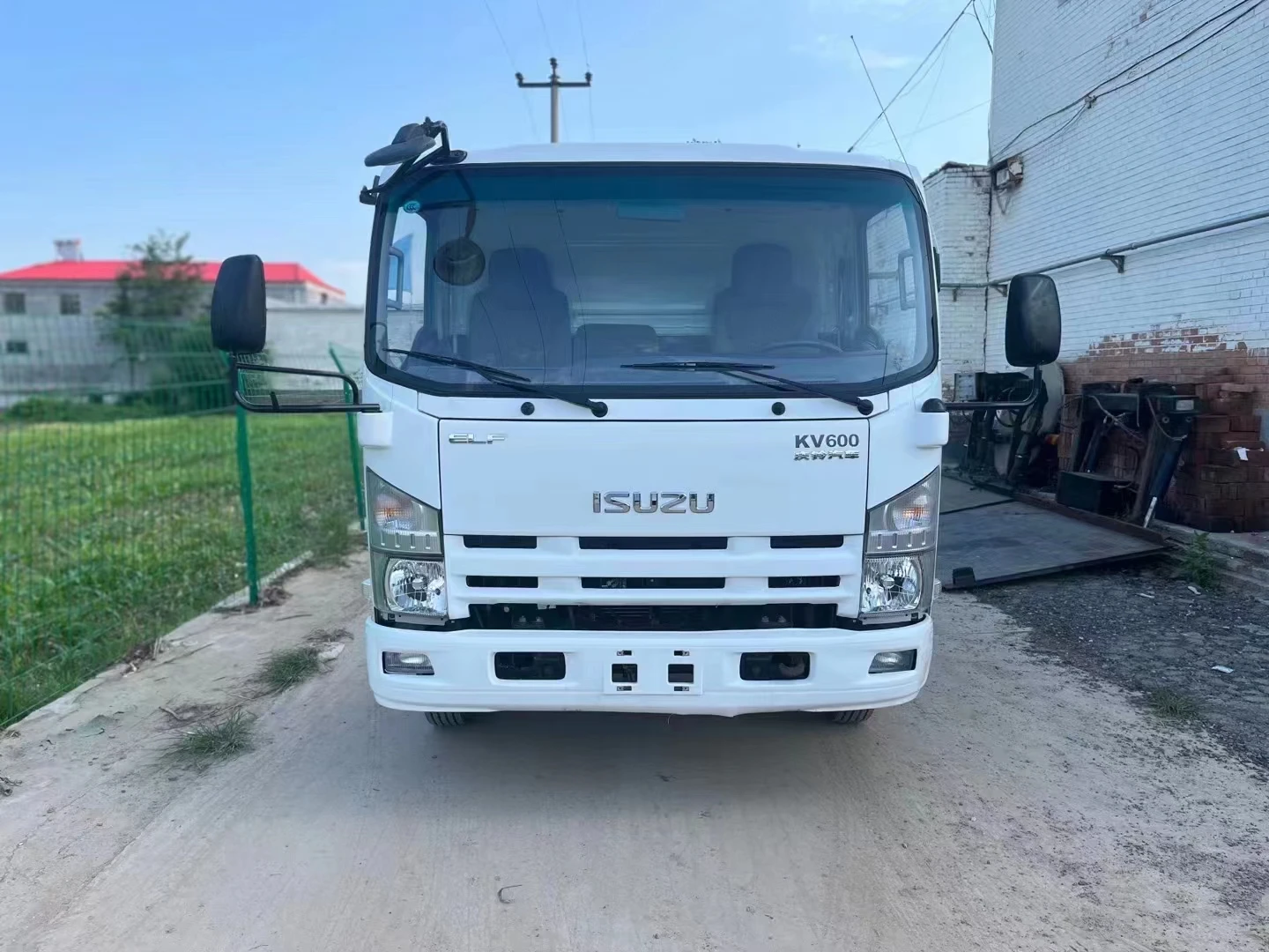 Бренд ISUZU дизельный двигатель легкая грузовая машина на 5