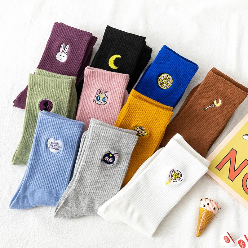Fashion crew socks logo girls men knitted cute cartoon embroidered custom socks