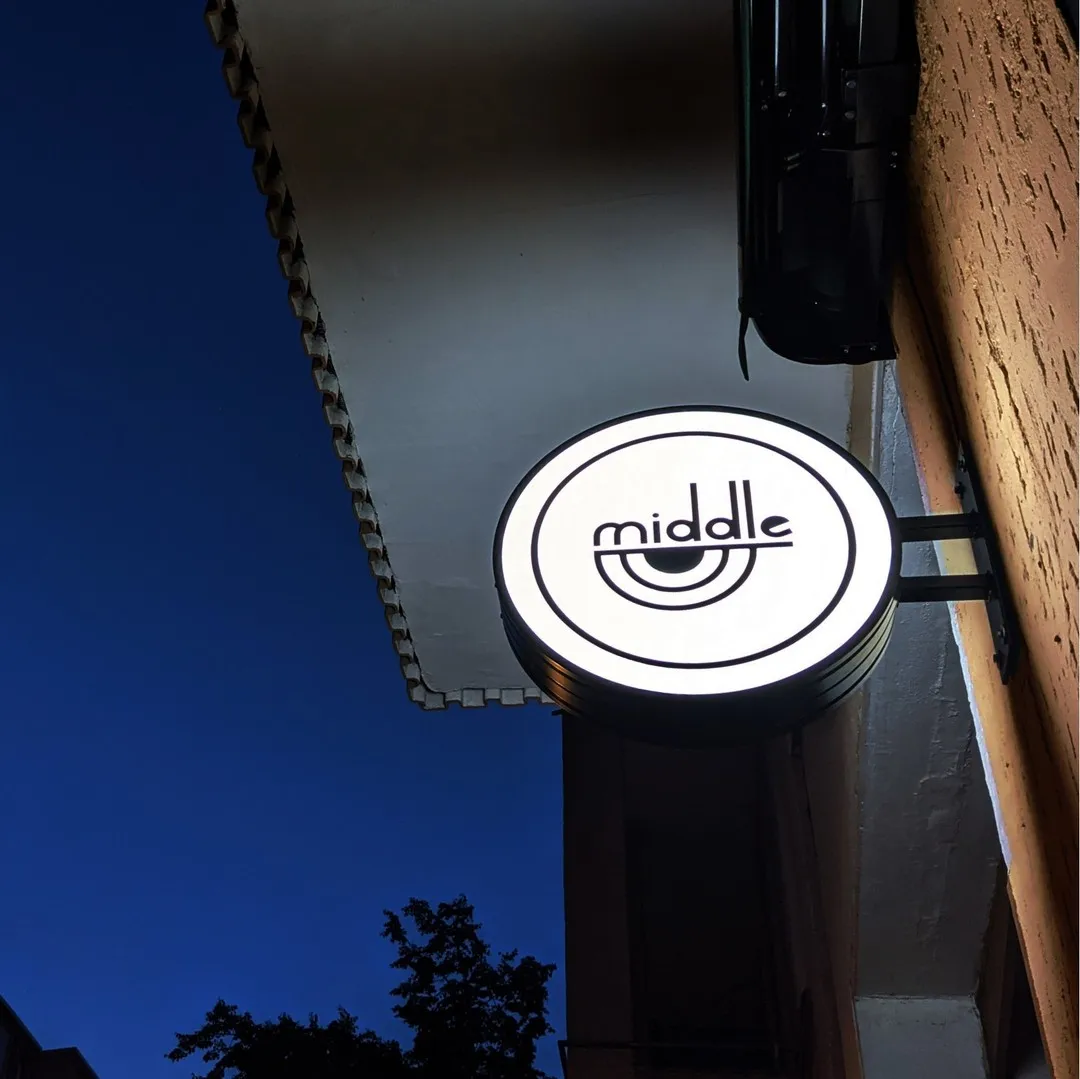 Outdoor Double Sided Wall Mount LED Lightbox Illuminated Advertising Sign