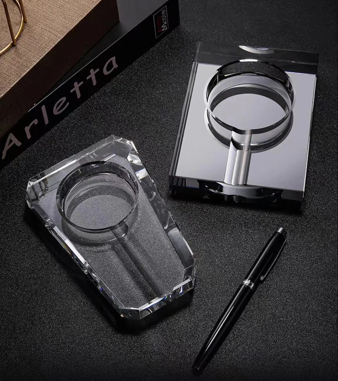 Custom ashtray hotel triangular black transparent gray manual cutting crystal glass ashtray Cigar Ashtray