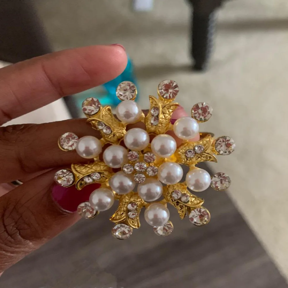 Wholesale Snow Flower Pearl Rhinestone Napkin Rings Buckles Wedding Party Dinner Decorative Table Napkin Ring Holder