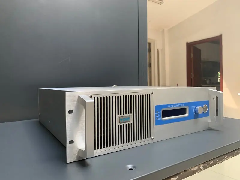 YXHT-1, 3KW FM Transmitter 3000W 3U Stereo Broadcast Equipment forSchool, Church,  Radio Station