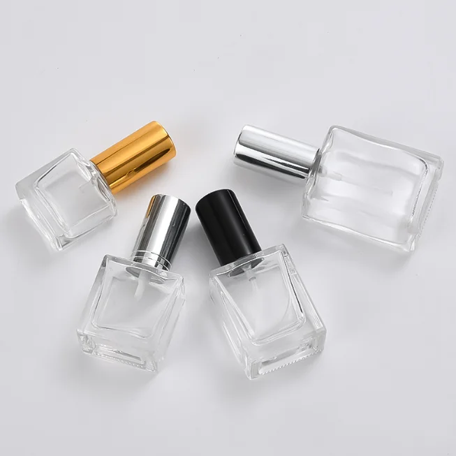 Top Seller DIY Empty 20 ml 30 ml 50 ml Glass Perfume Bottle Packaging Round Transparent Perfume Bottle 15ml