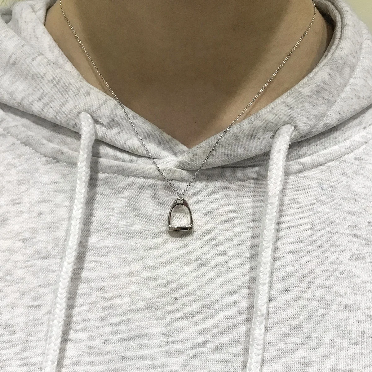 Изготовленный На Заказ 925 стерлингового серебра Конный ювелирные изделия из золота 18 карат Позолоченные из родия лошадиное стремя кулон ожерелье для мужчин и женщин, подарок