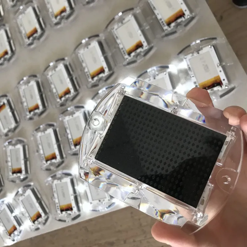 Ультра яркие красные/зеленые/11 мм толщина пк дорожный отражатель на солнечной батарее мостовой Светодиодный Маркер очки в стиле «кошачий