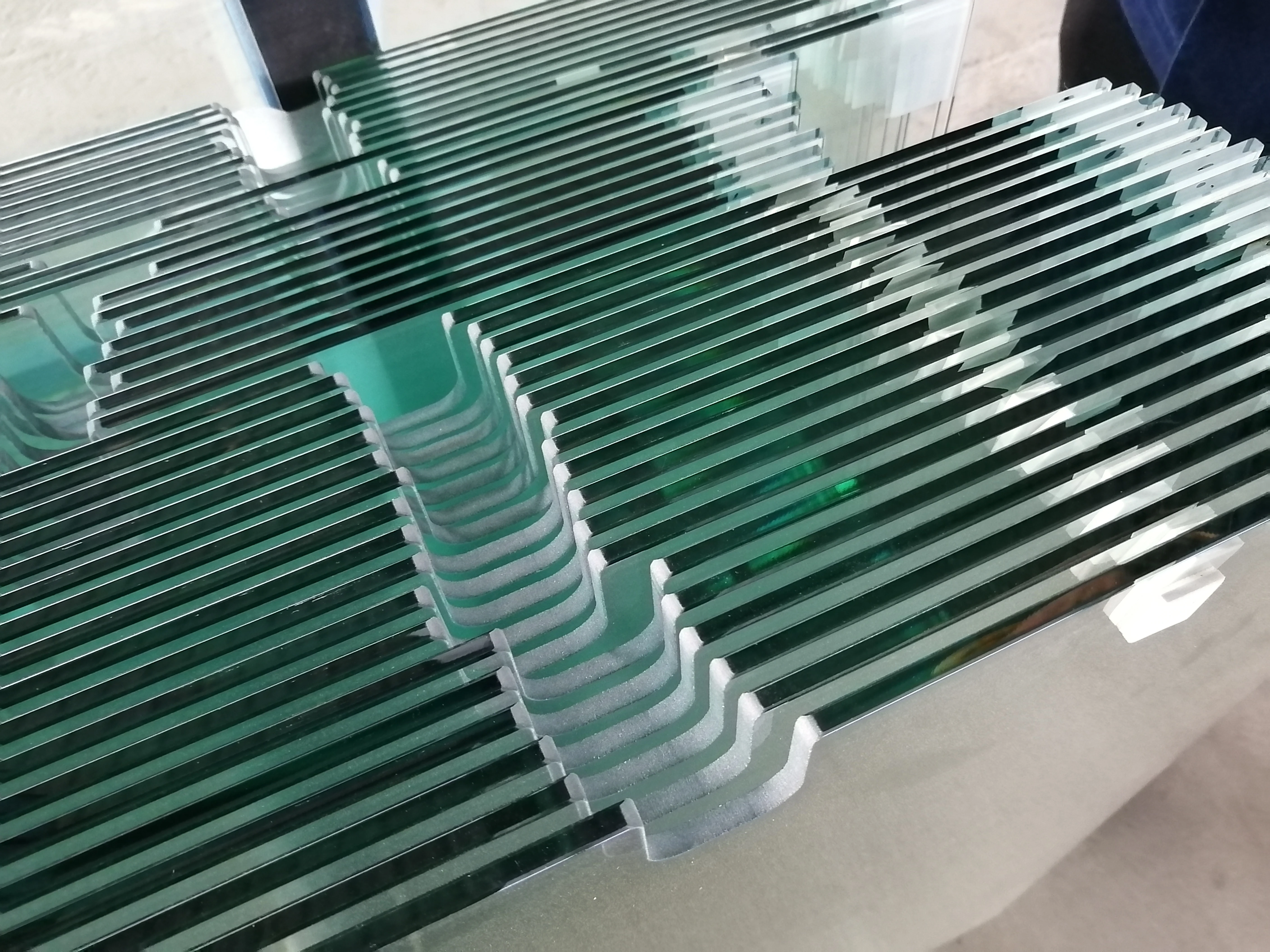 8mm 10mm 12mm thk clear toughened shower tempered door glass for bathroom door