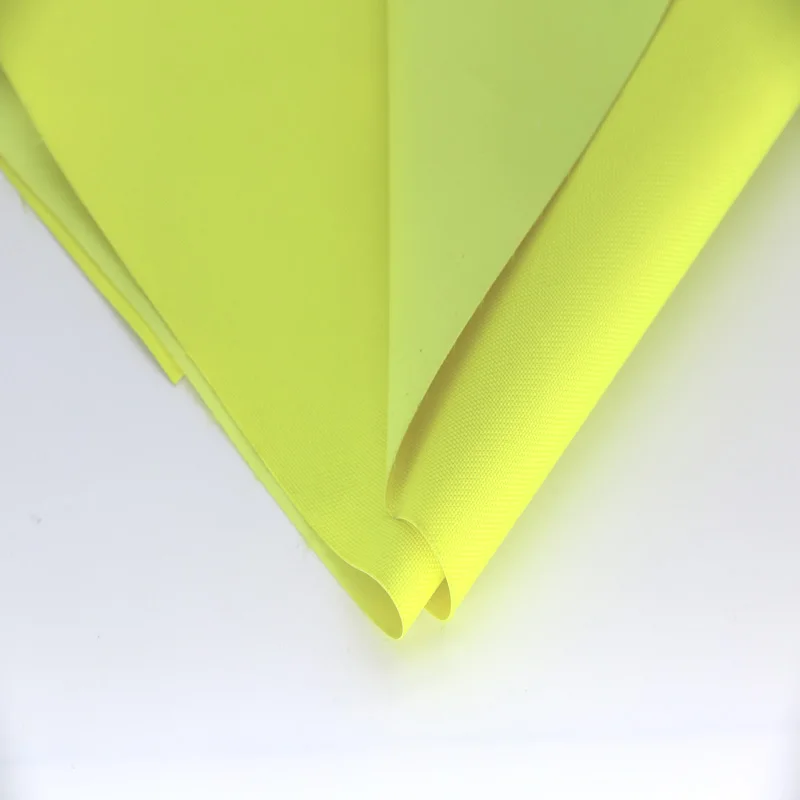 Promotional Price 100% Polyester Anti-Fade Waterproof 600D Yarn Dyed Fabric Flame Retardant Plain Style for Cover Fabric