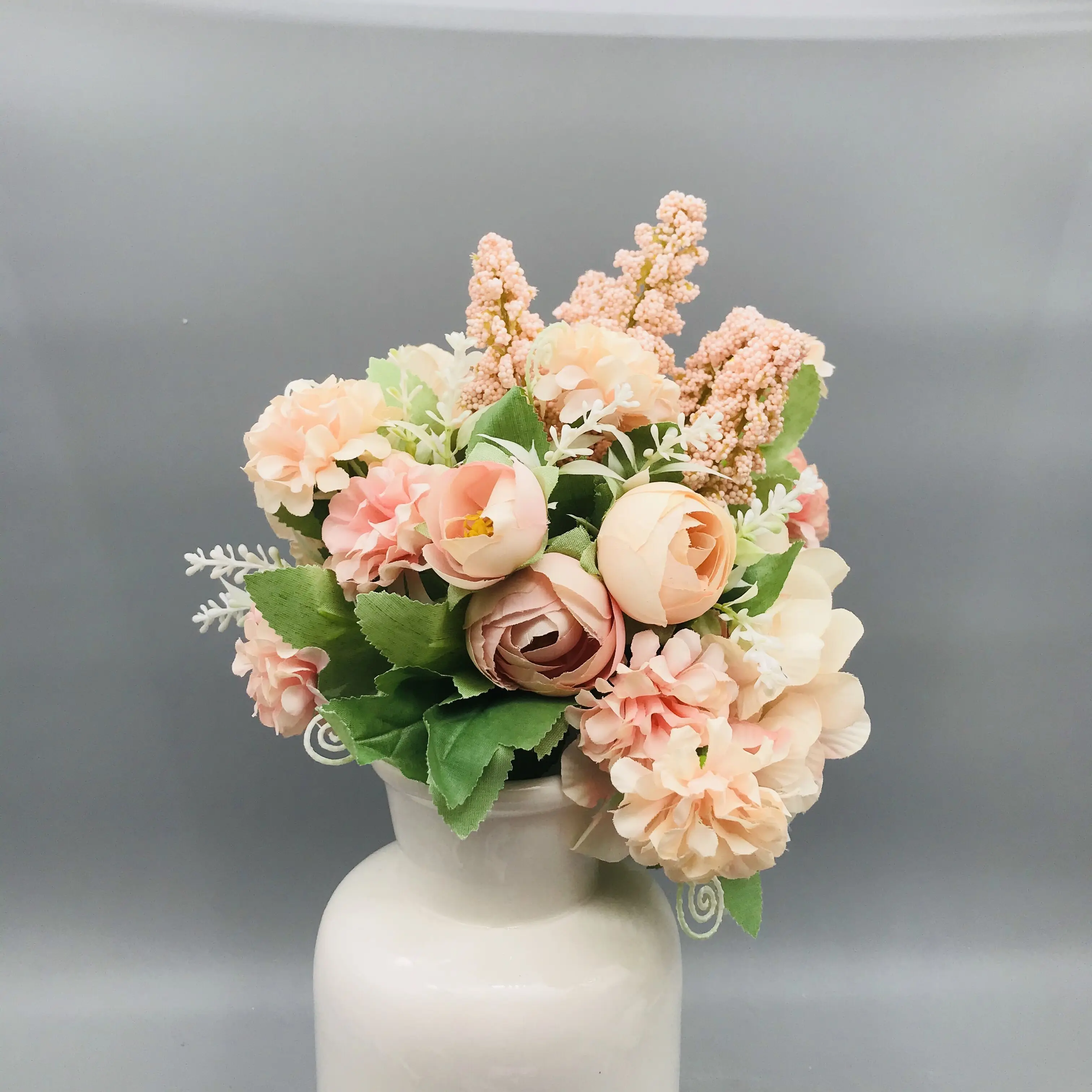 Hot products bottle shape glazed white porcelain flower vase