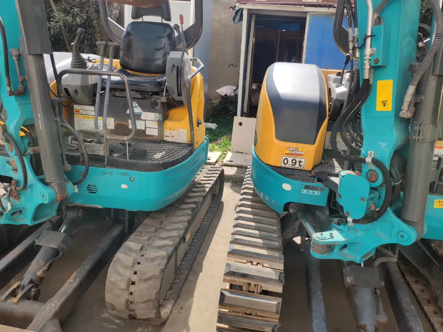 Япония дешевая цена Хорошее состояние мини-экскаватор б/у Kubota U30Excavator гусеничный для продажи экскаватор kubota