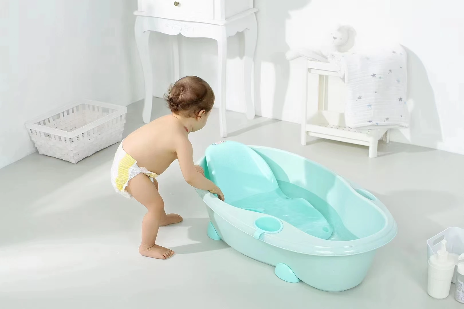 Large Baby Bath Basin Newborn Baby Children Bath Bucket Seat