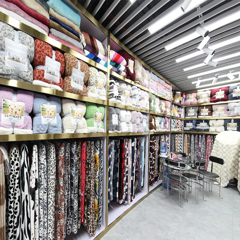 wholesale Super Soft Warm Double Layer heavy plush lamb wool throw blanket thick flannel fleece sherpa blankets for winter