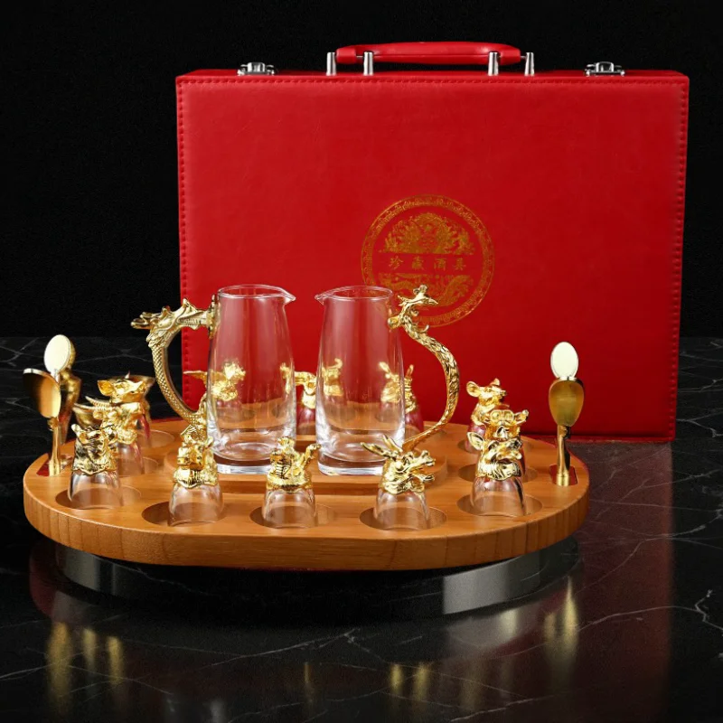 customized twelve animals wine glass set transparent small liquor wine glass cup creative clear decanter wine glass set