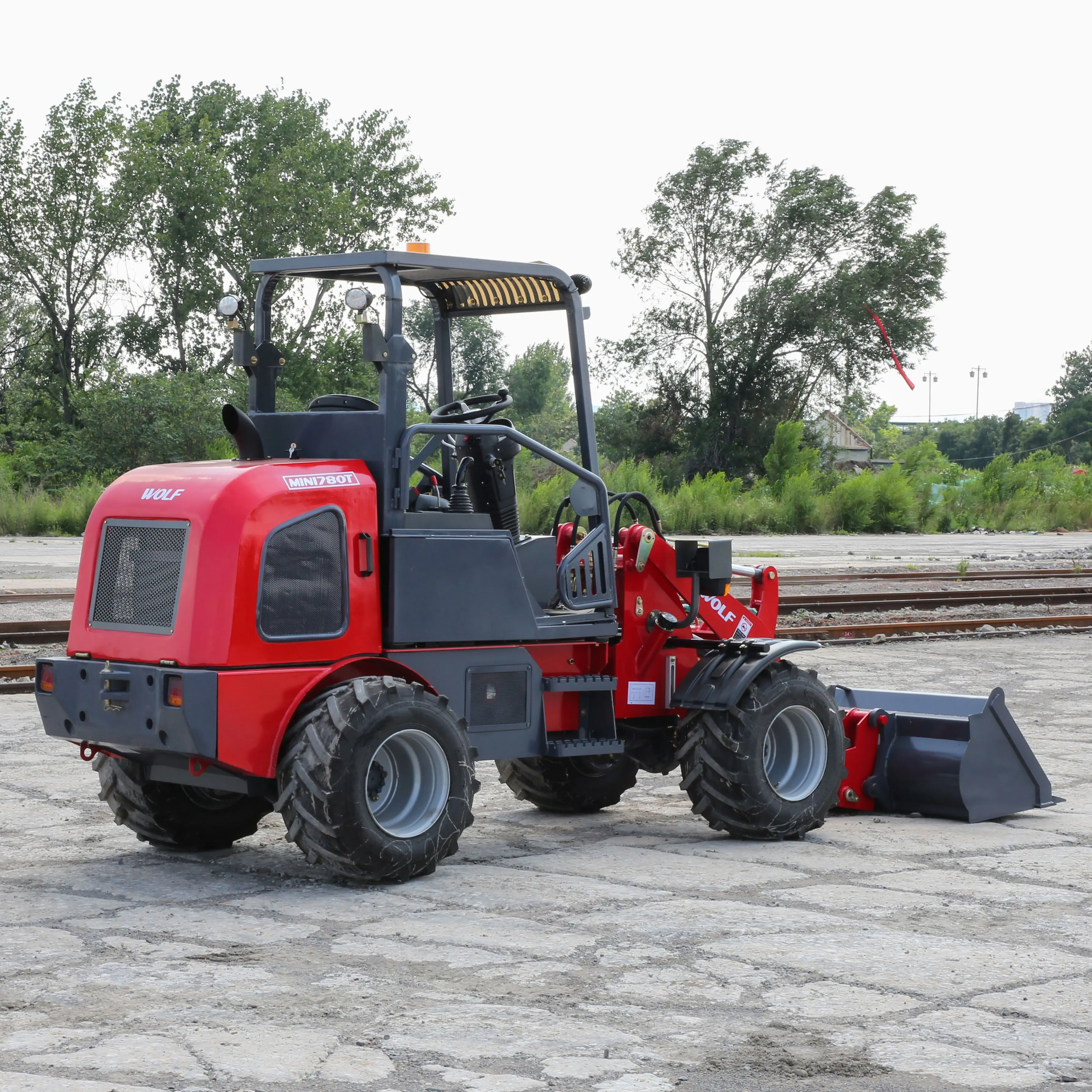 China WOLF best selling Mini780T small loader with 1 ton loading capacity