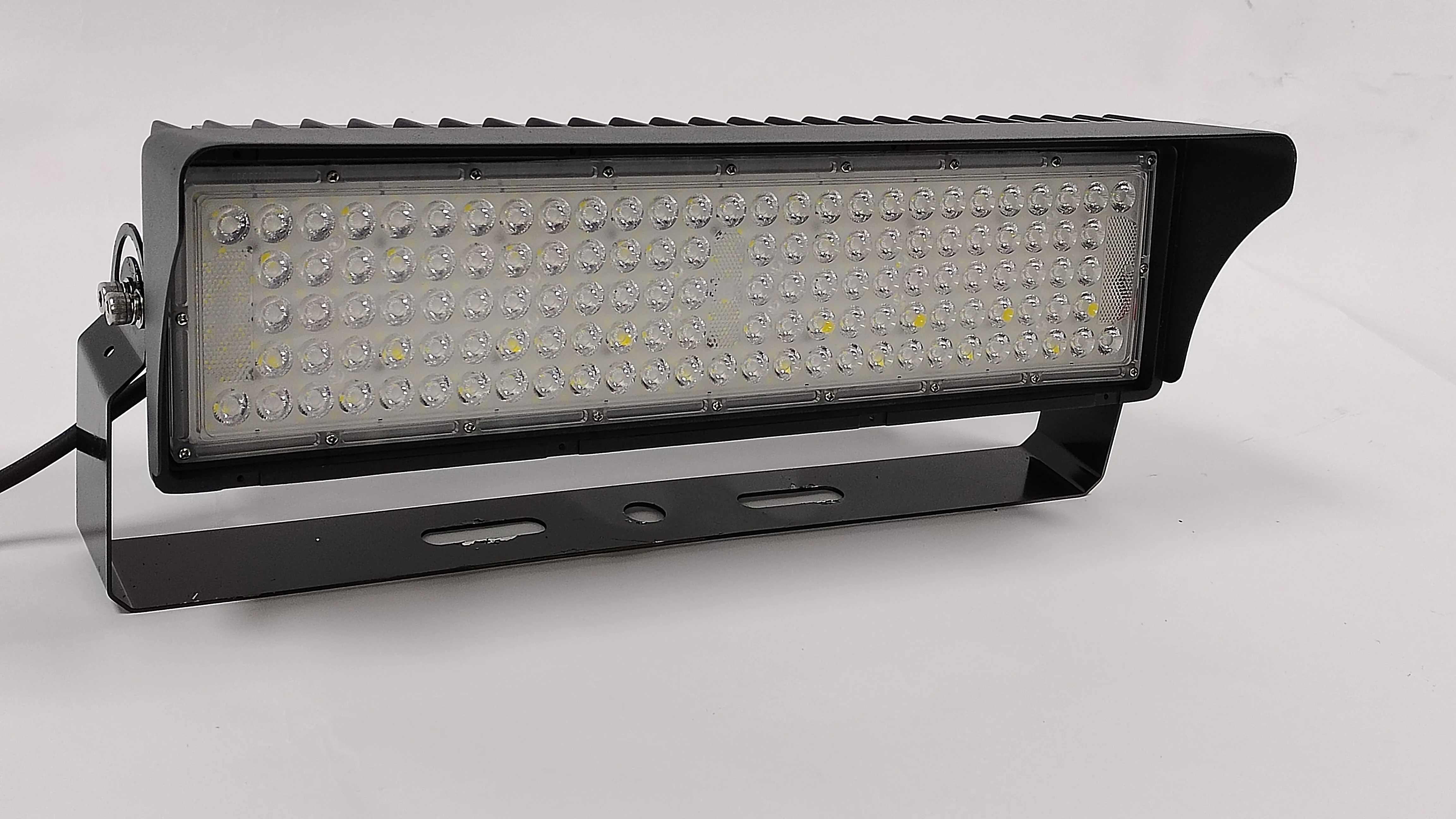 2023 New design with lamp shade tennis court stadium fields basketball fields led sports light