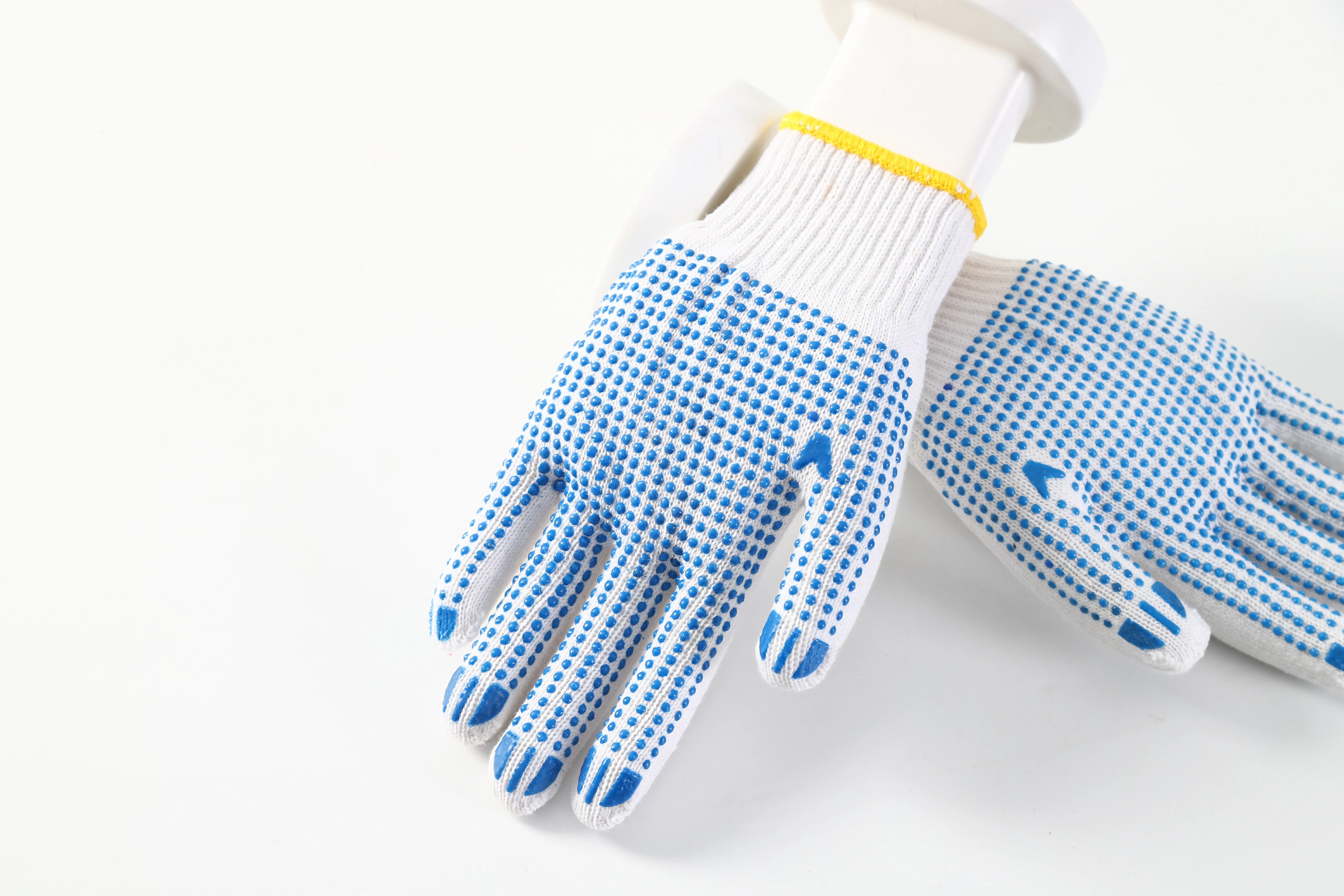 2024 Wholesale Price Cotton Dot Polka PVC DOTTED Gloves For Industry gardening