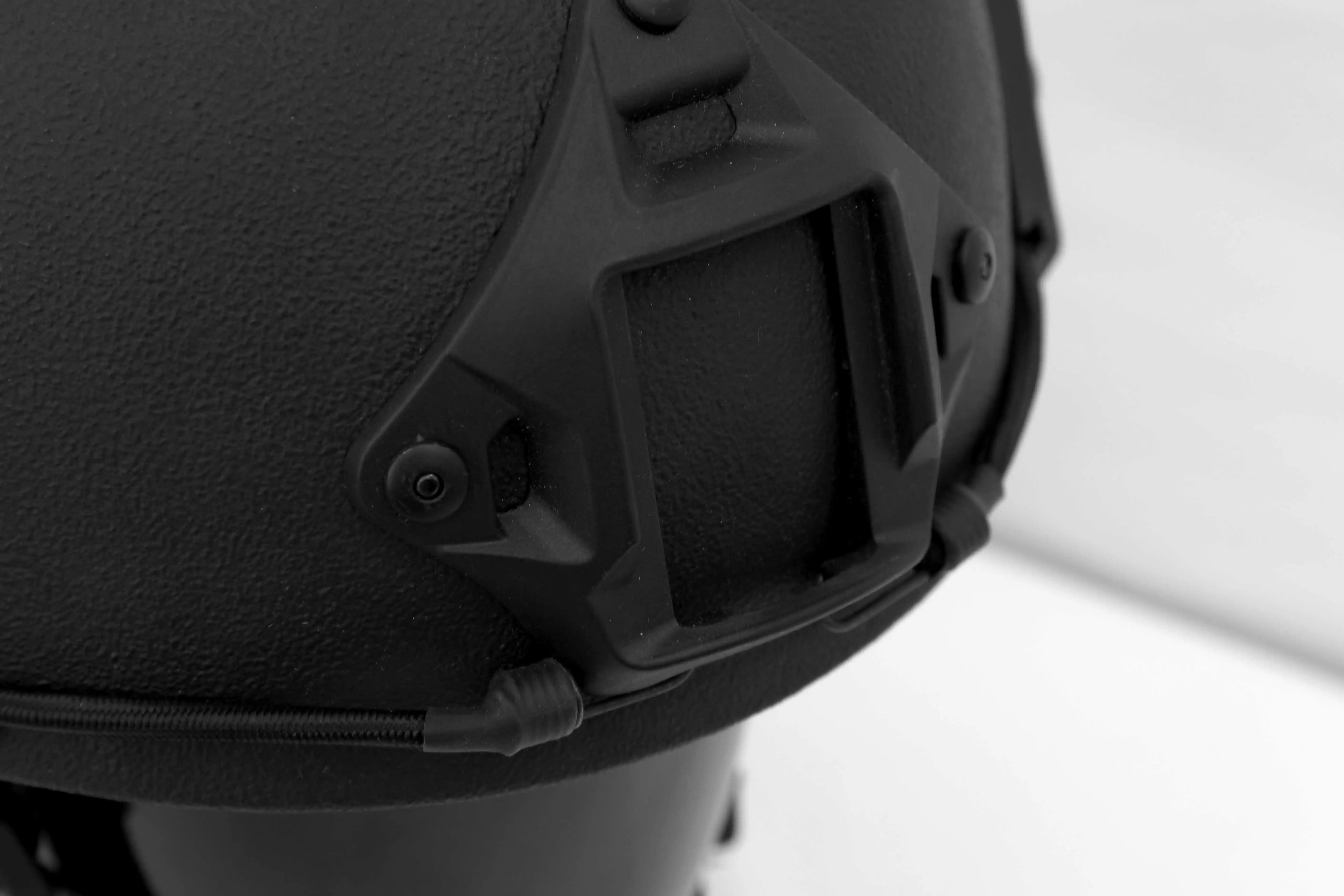 Tactical Helmet High Cut Helmet Personal Defense Equipment for protection