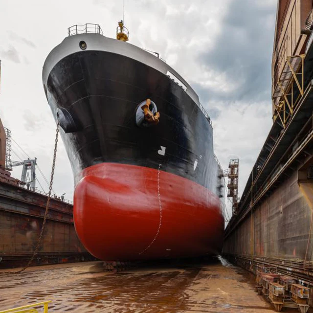 Manufacturer hot sale anti-rust and anti-corrosive chlorinated rubber anti-fouling paint for ship bottom and marine facilities