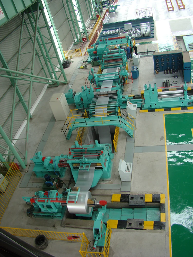 Automatic machine for cutting metal