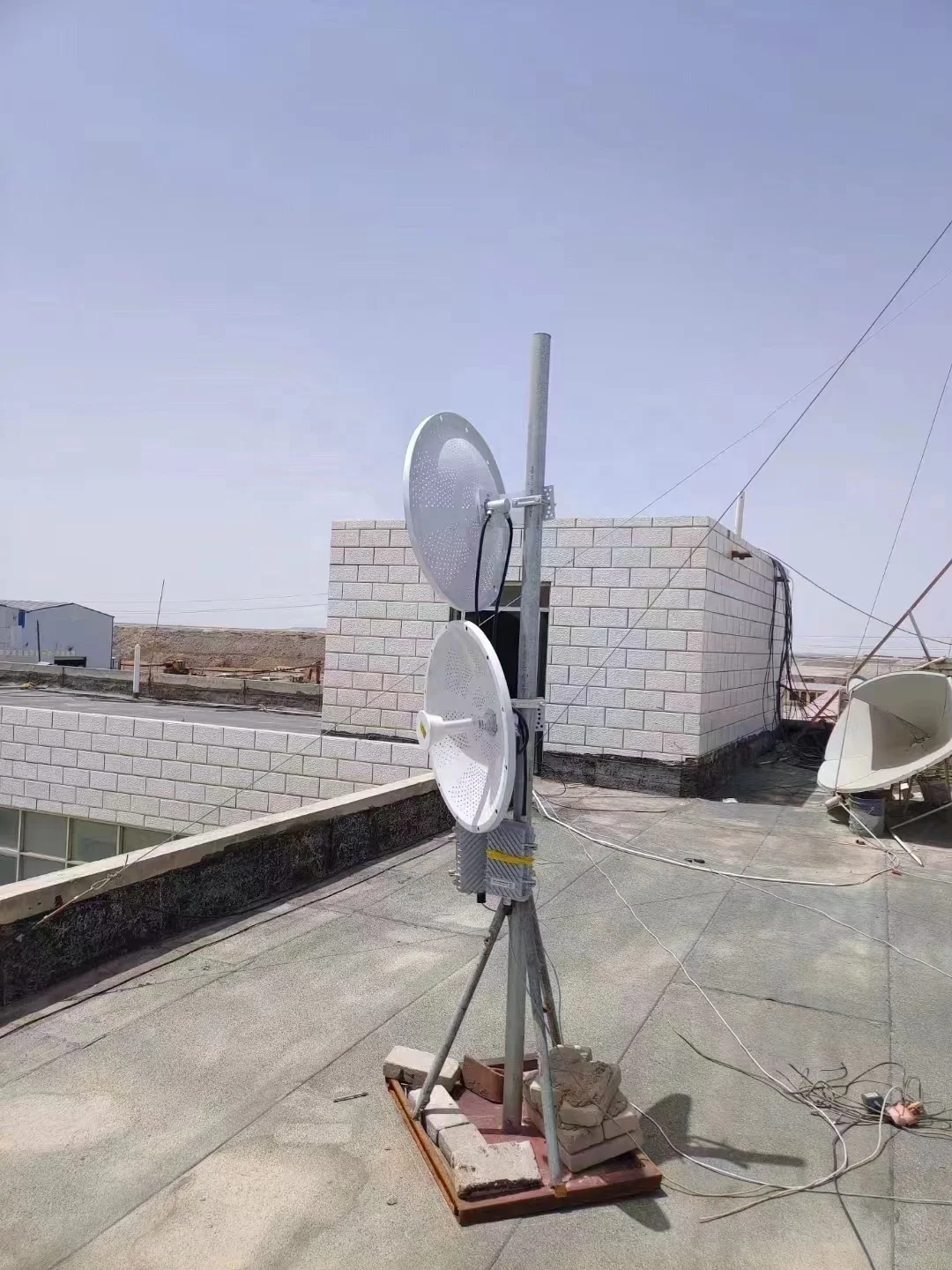 MIMO outdoor directional antenna 1710-3800MHz 25dBi LTE 5G 2.4G parabolic antenna