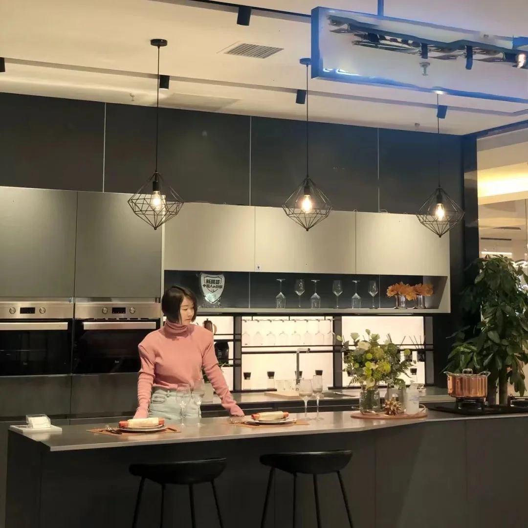 Customized Luxury Outdoor Plywood Kitchen Cabinets With Gas Stove And BBQ Grill