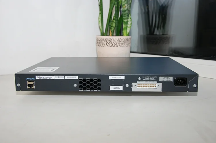 24 10/100 PoE + network Ethernet switch WS-C2960+24PC-L  WS-C2960+24PC-S