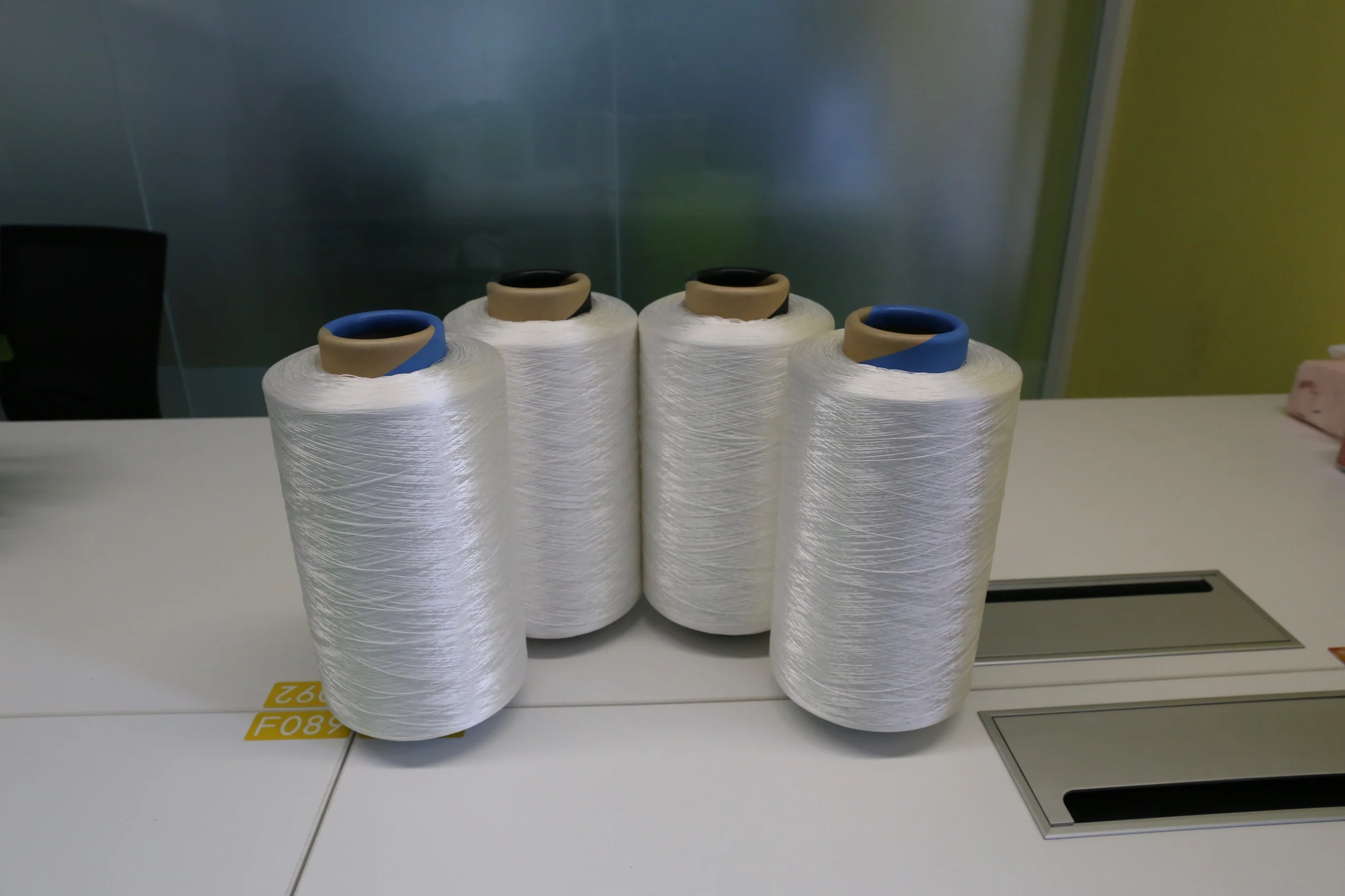 
Wear well 50-20 D white UHMWPE carbon high strength yarn fiber twisted uhmwpe fiber 