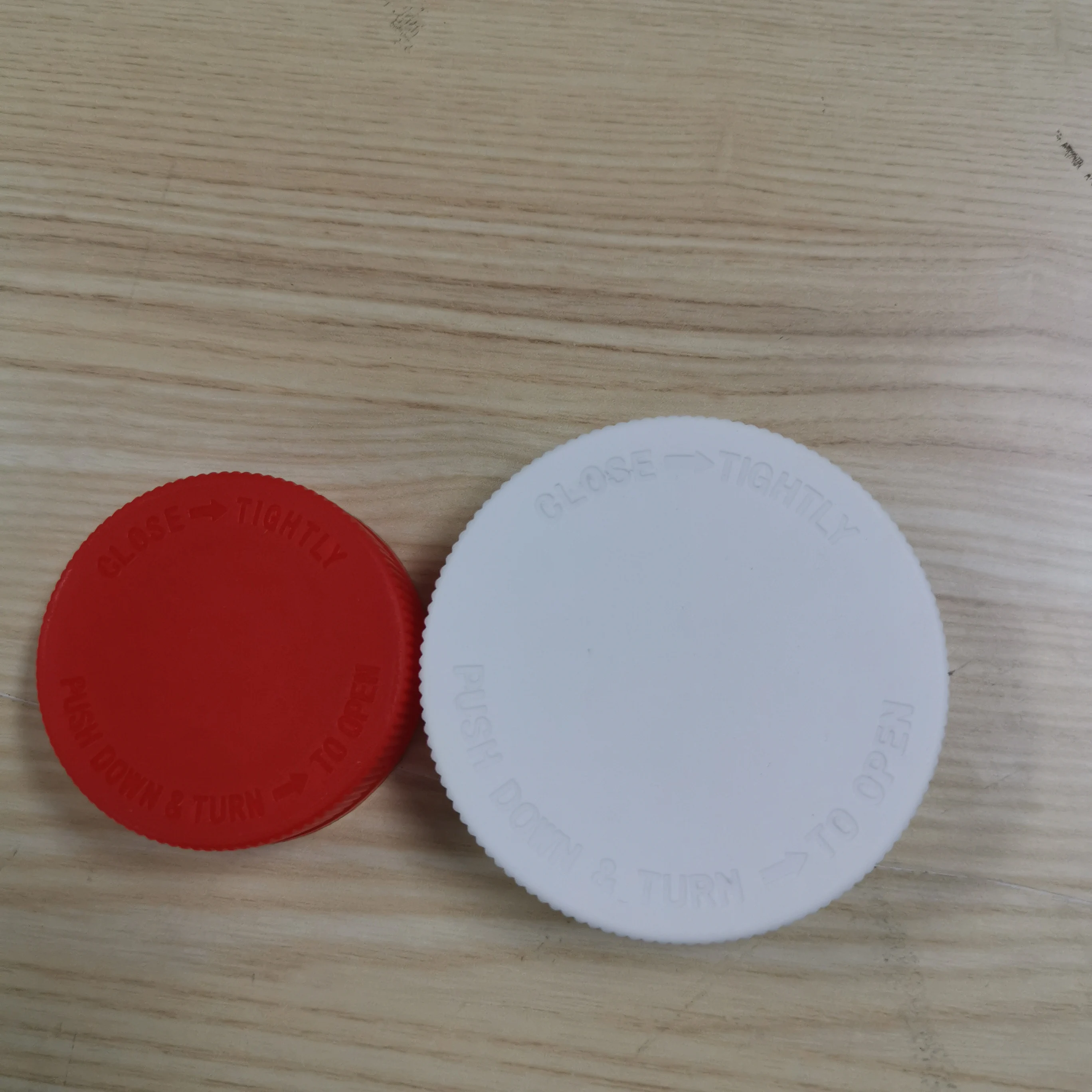 Wholesale Approved Many Normal Size Child Resistant Closure Push & Turn Crc Cap Pill & Capsule Bottle Caps Childproof Cap
