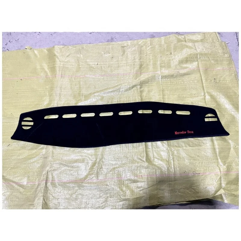 Auto Accessories Dashboard Cover Dashboard Mat for Mercedes Sprinter 1999-2006