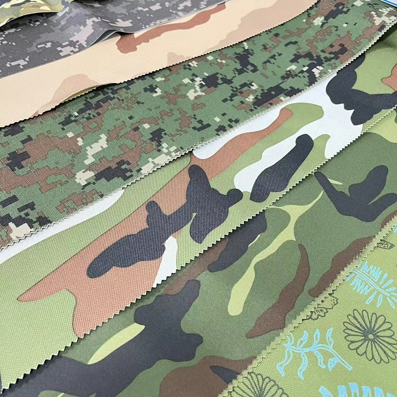 Wholesale Camouflage Fabric 100% Polyester Waterproof 300D 600d 900d Pu Pvc Coated Oxford Print Fabric Custom Fabric Printing