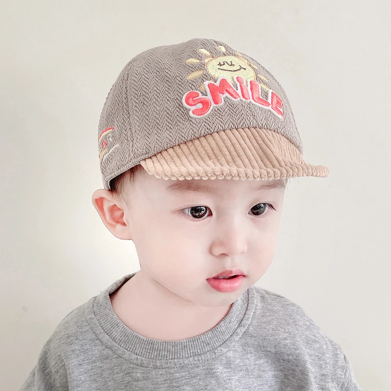 Baby autumn and winter cute fashionable sun-proof warm curling fashion peaked cap hat