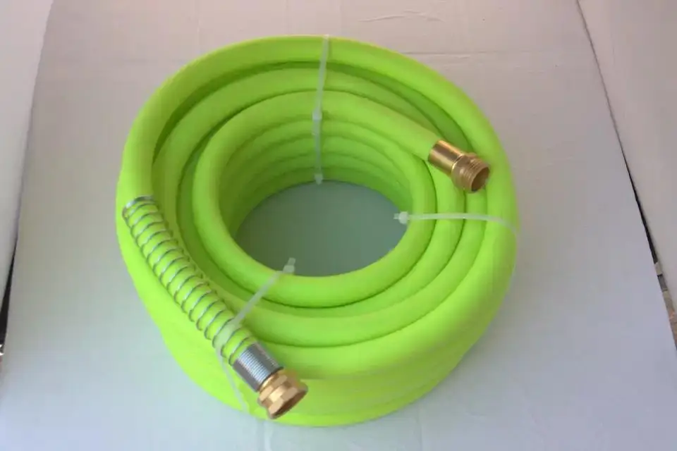 Extreme Lays Flat and Zero Memory Heavy Duty Hybrid Polymer Garden Hose