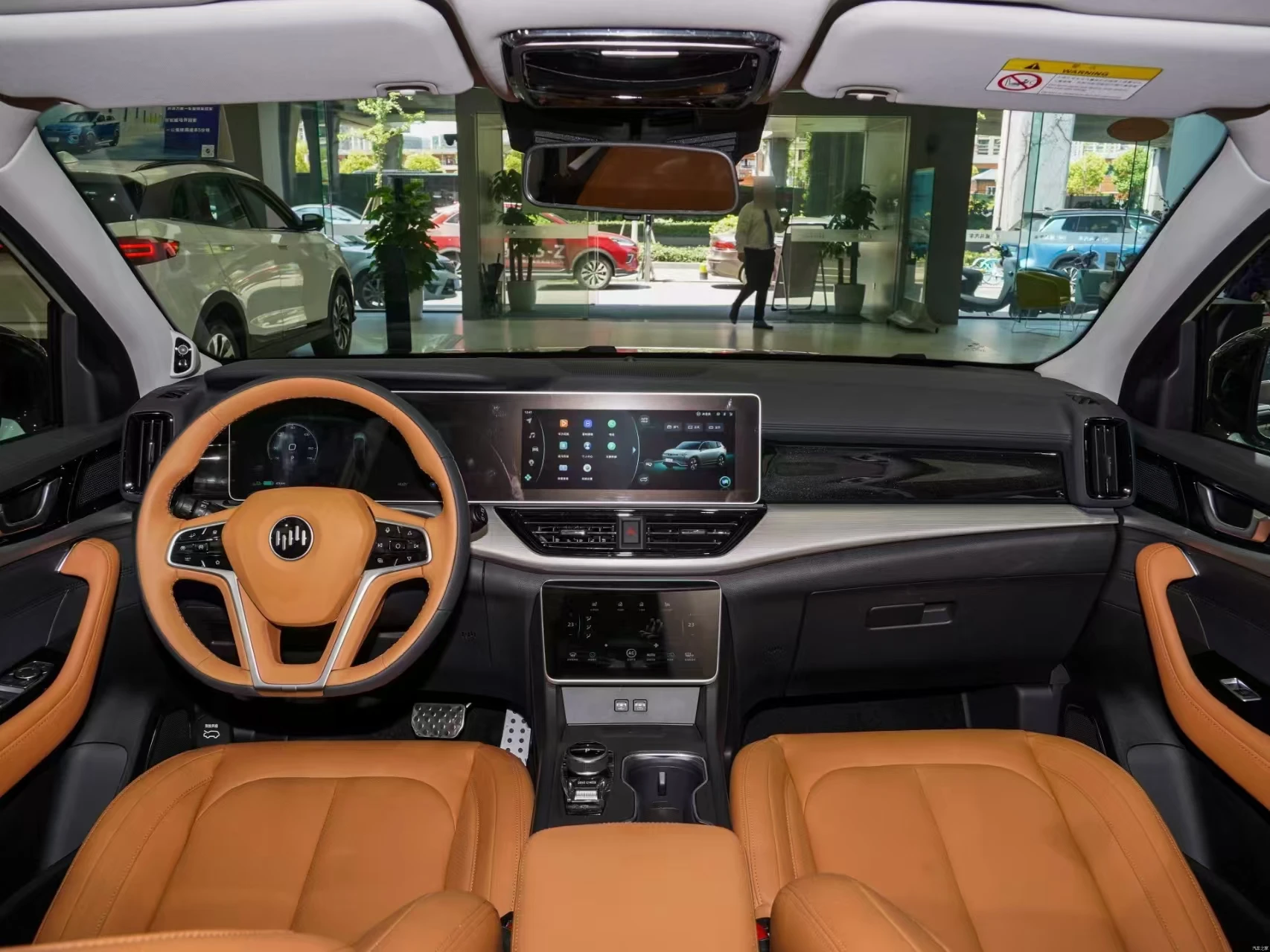 2021-2022 Top-selling  Pure electric mid-size black SUV WM Motor Weimar W6 520km PRO All-round Edition