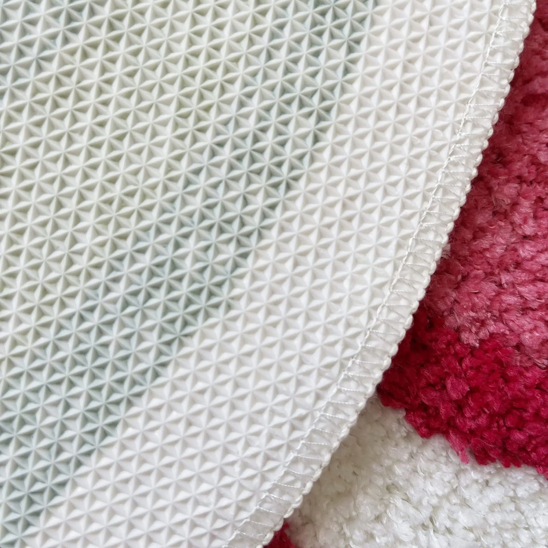 Tufted Microfiber Bath Mat for Bathroom Machine Washable Soft Absorbent Cute Round Bath Mat for Bathroom Sink