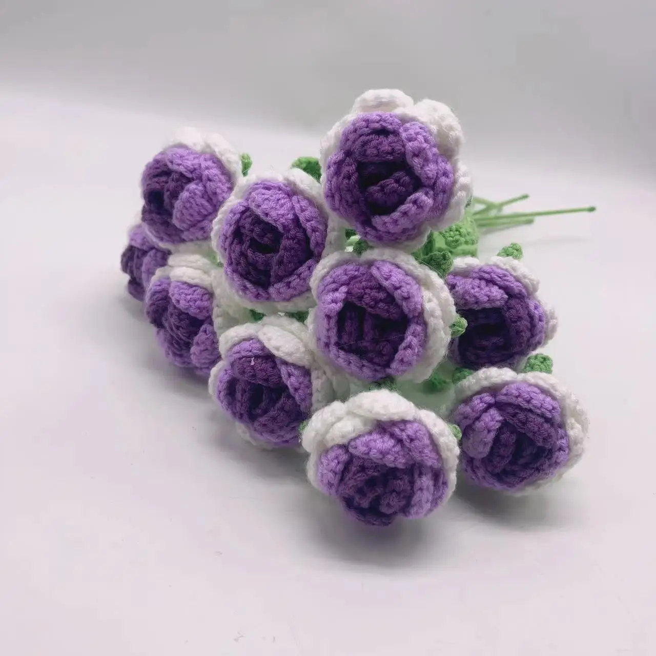 Rose Wholesales colored handmade crocheted flowers Lovely Sunflower Tulip Rose Daisy Home Office Car Decoration Crochet Flowers