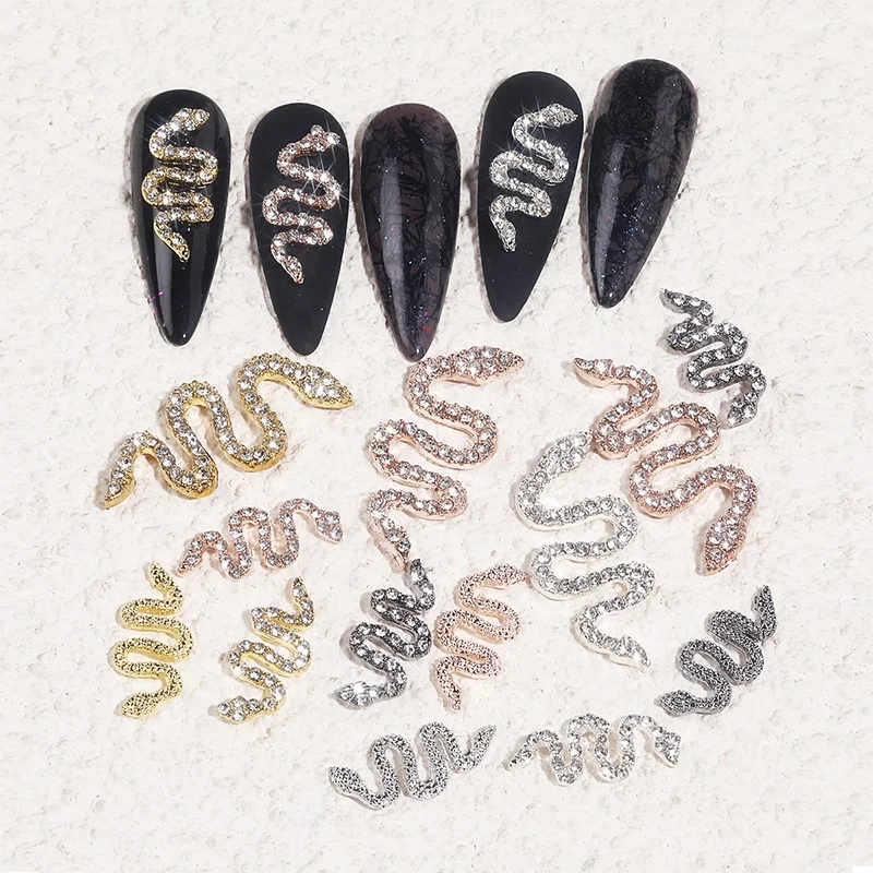 Factory direct sales nail supplies alloy snake vintage metal diamond snake jewelry rhinestone nail decoration