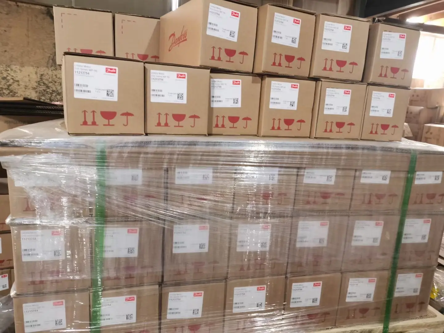 157B2190 PVLP 63 SHOCK valve -190 BAR original Sauer  Comatrol in stock