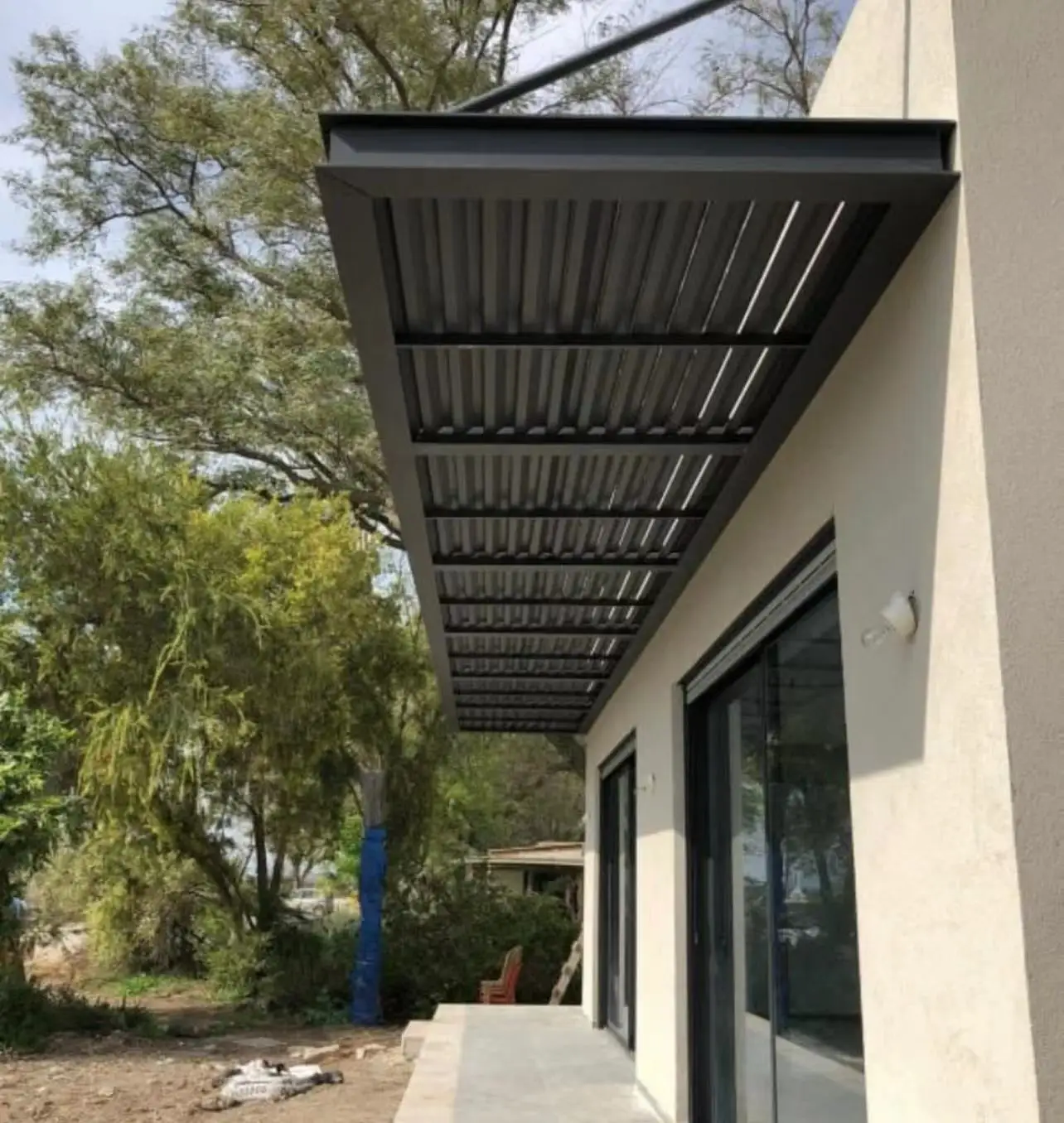 Lianhong outdoor aluminum awning durable anti-rust for courtyard /balcony/ window /carport