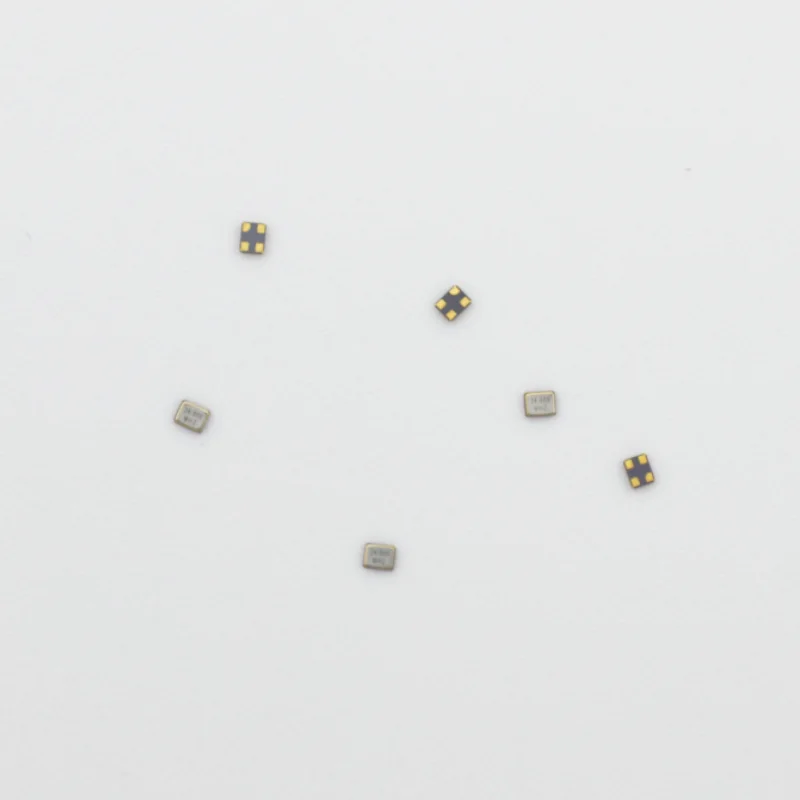 High quality electronic component oscillator resonator 2.0 * 1.6mm frequency range 12 to 60 MHz