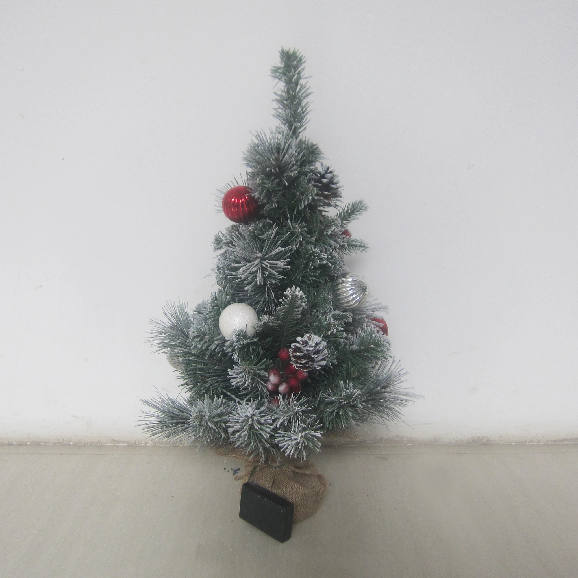 Best Manufacturer 60 cm mixed Leaf Christmas decoration tree garland and wreath for front door with light