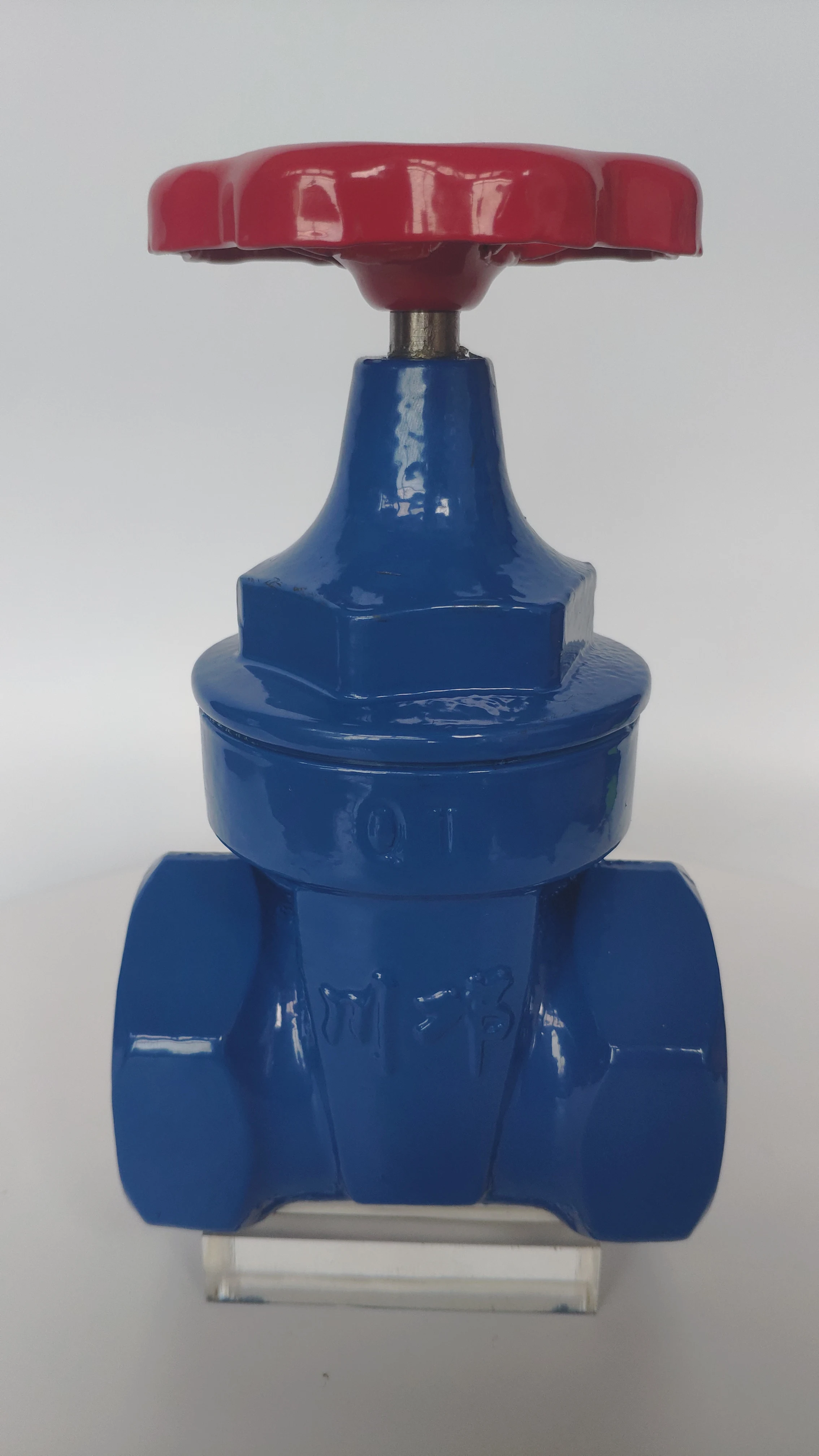 China gate largest small-size valves manufacturer Mini valve ductile iron soft sealing process water valve has low price