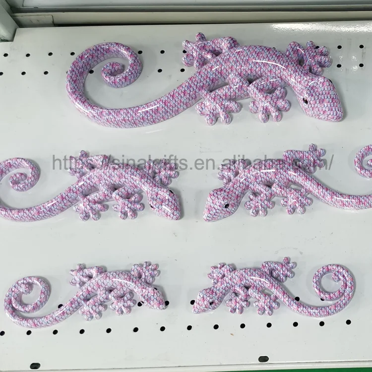 Customized Water Transfer Printing Polyresin Lizard Resin Animal Decoration Background Decorations