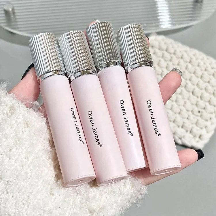 New Fashion Luxury Girl Pink Lip Gloss Matte Waterproof Natural Liquid Lipstick Customized Non stick Cup