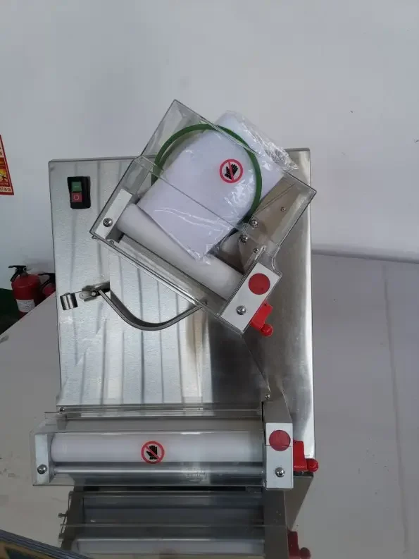 Commercial Food Grade Bakery Equipment Pizza Dough Roller Rolling Machine For Restaurant Hotel Bakery