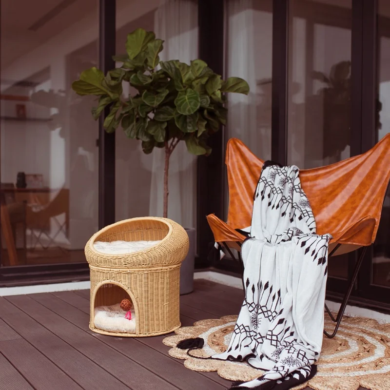 Indoor And Outdoor Rattan Pet Dog Bed Toys Cat Bed Cave Dog House