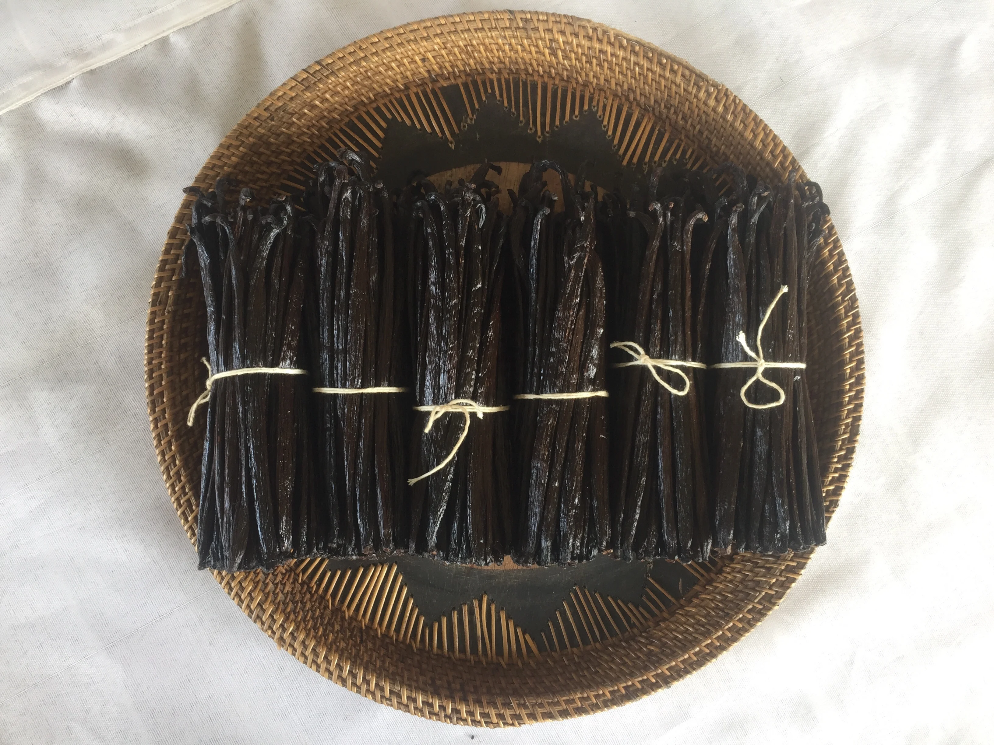 RENDAH TAHITENSIS GOURMET 20-22 CM VANILLA BEANS  Premium Quality Indonesian Hot Selling Vanilla Pods with Reasonable Best Price