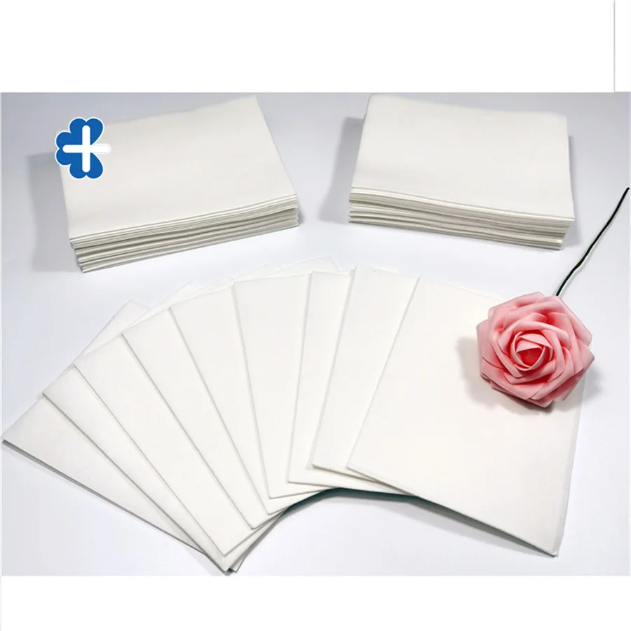China Manufacturer Nonwoven Lint Free Cleanroom Wipes